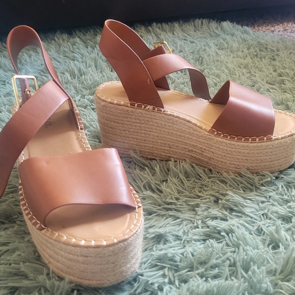 Platform tan camel sandals